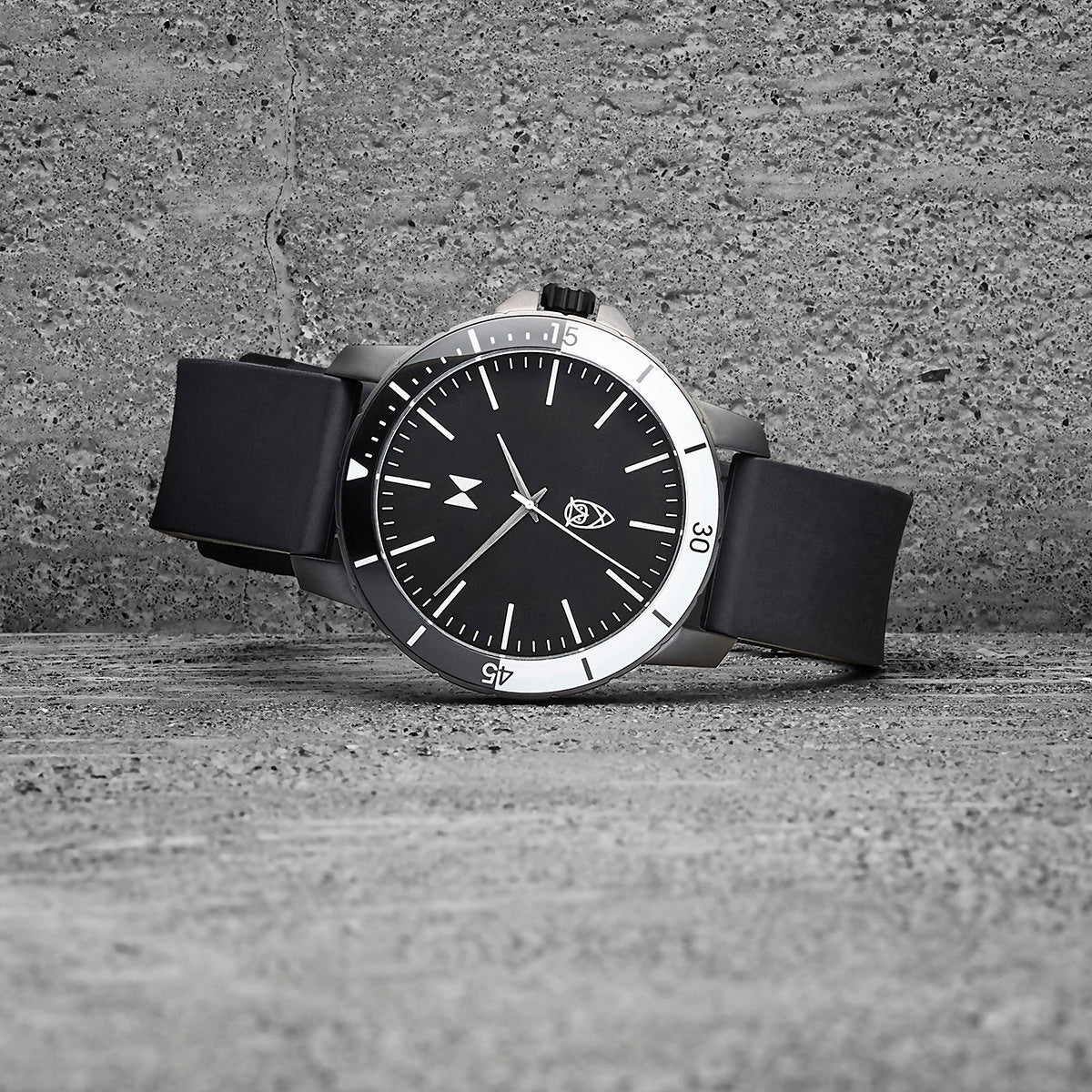 Minimal Sport Cole x MVMT 42mm