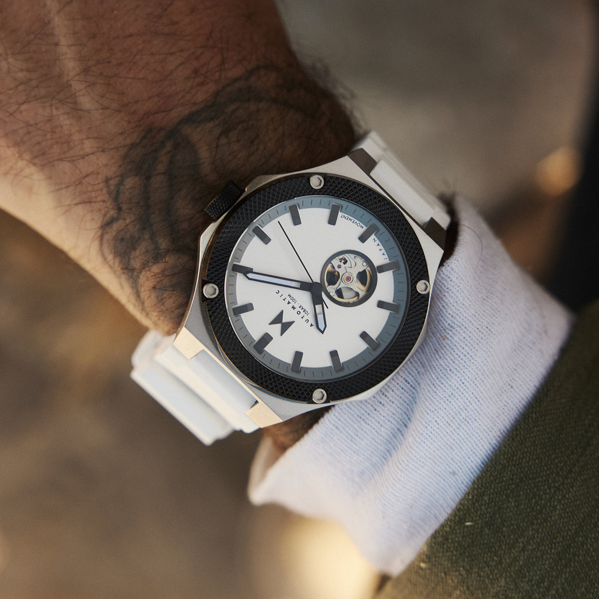 Raptor Automatic Polar White 46.5mm