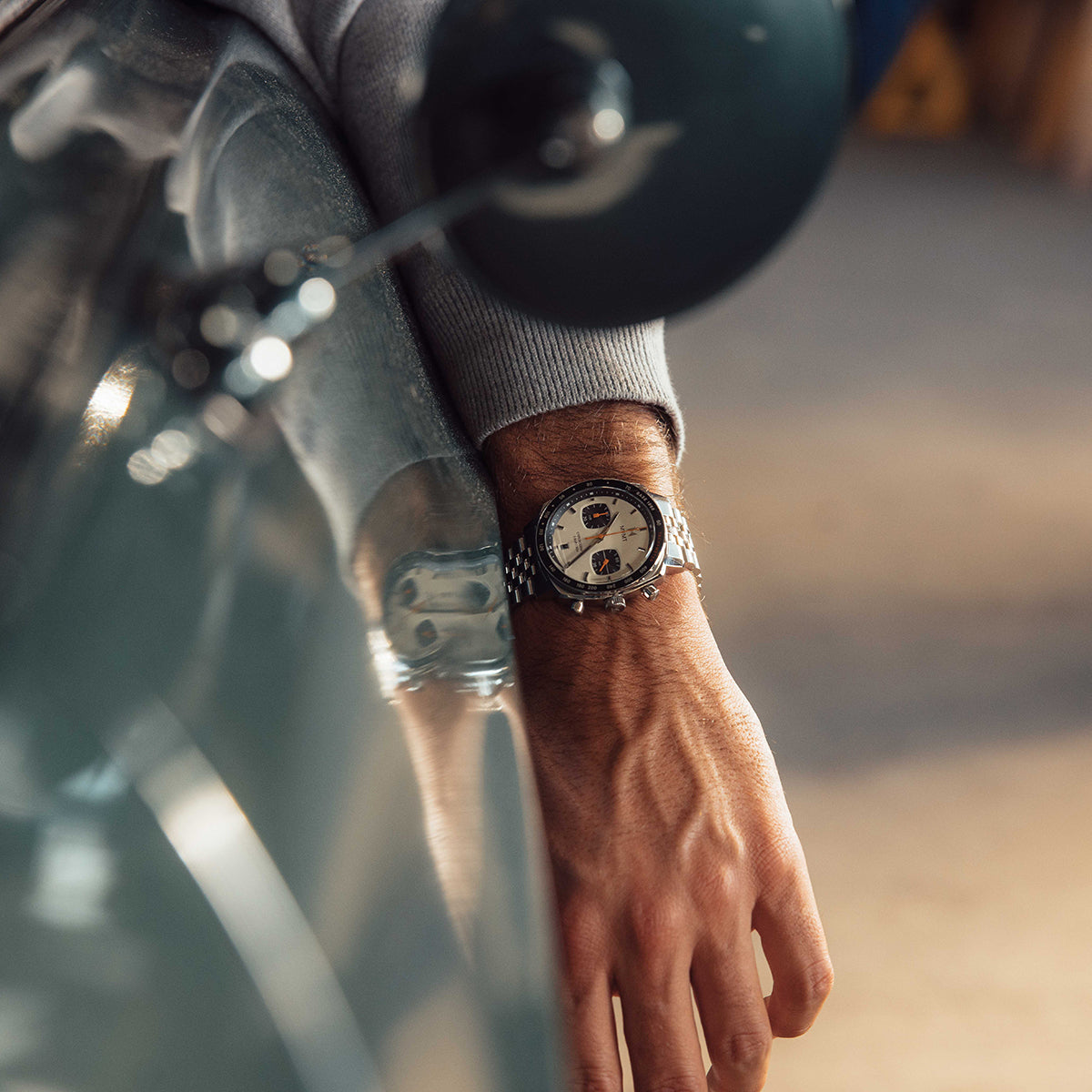 Mulholland Chronograph Bone Ivory 42mm
