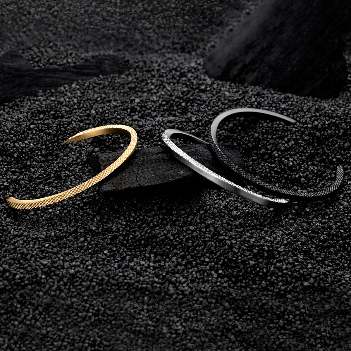 Twist Knurling Cuff Men's Bracelet