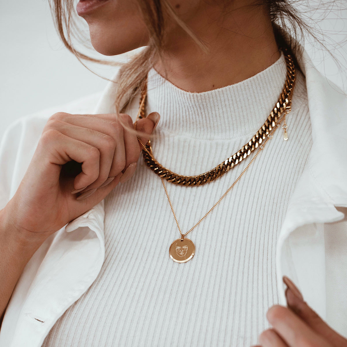 Warrior Pendant Necklace Gold