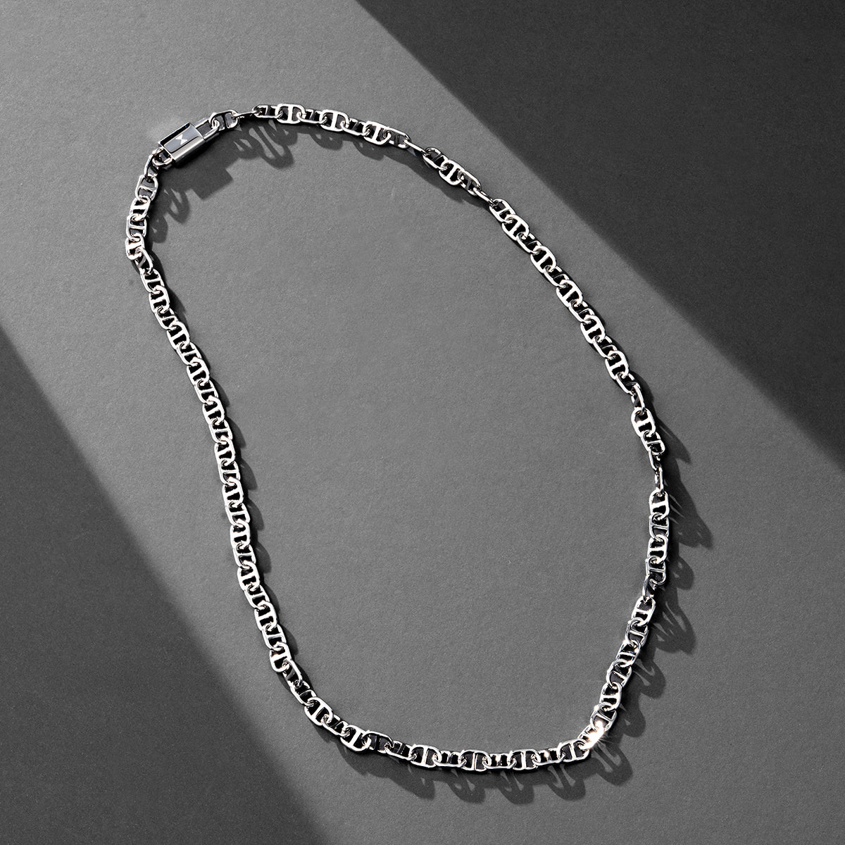 Anchor Chain Necklace Silver