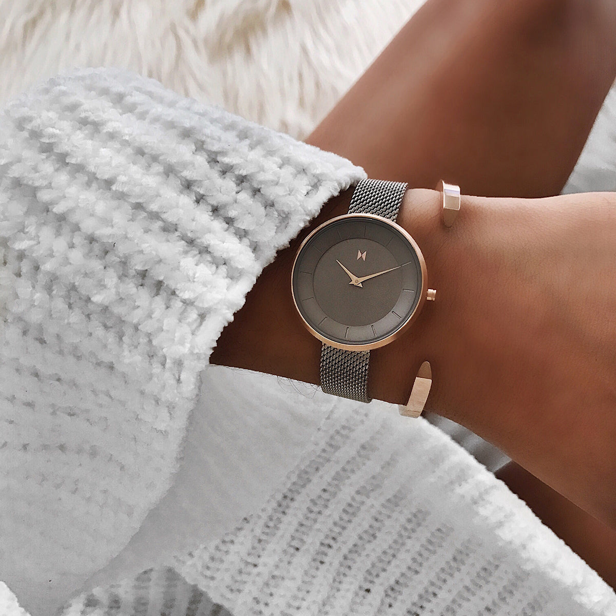 Minimal Cuff Gold