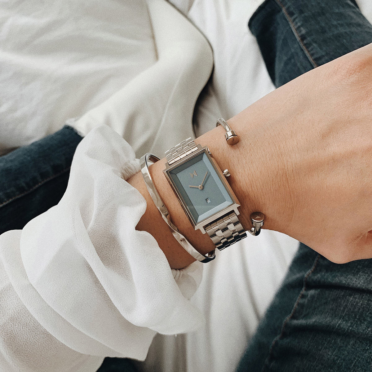 Signature Square Skylar Blue 24mm