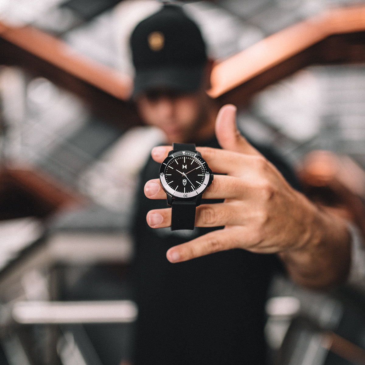 Minimal Sport Cole x MVMT 42mm
