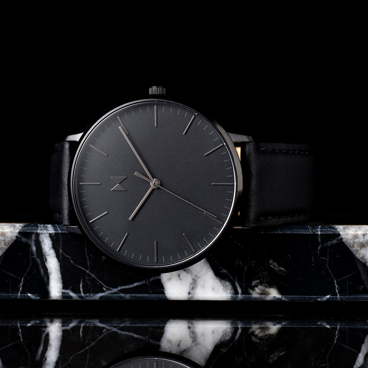 Legacy Slim Panther Black 42mm