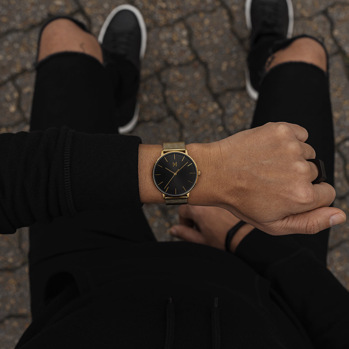 Legacy Slim Lion Gold 42mm
