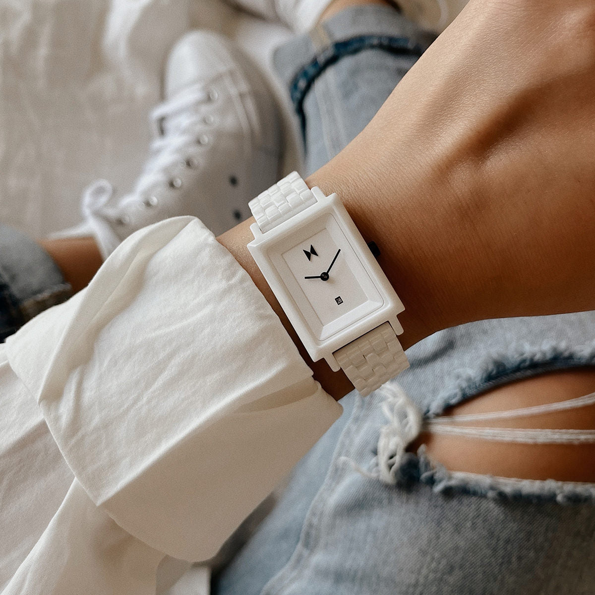 Signature Square Ceramic Gloss White 26mm