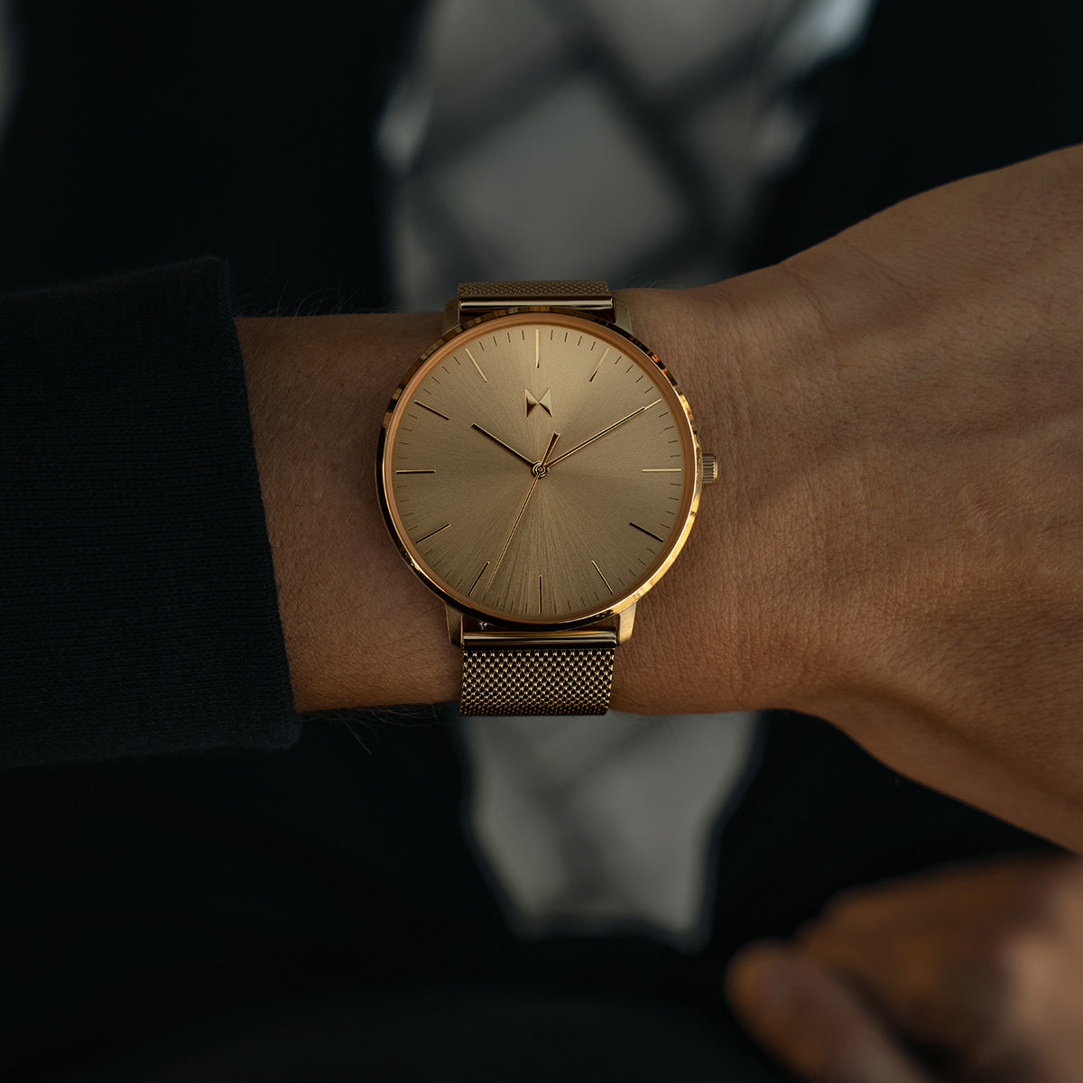 Legacy Slim Phoenix Gold Mesh 42mm