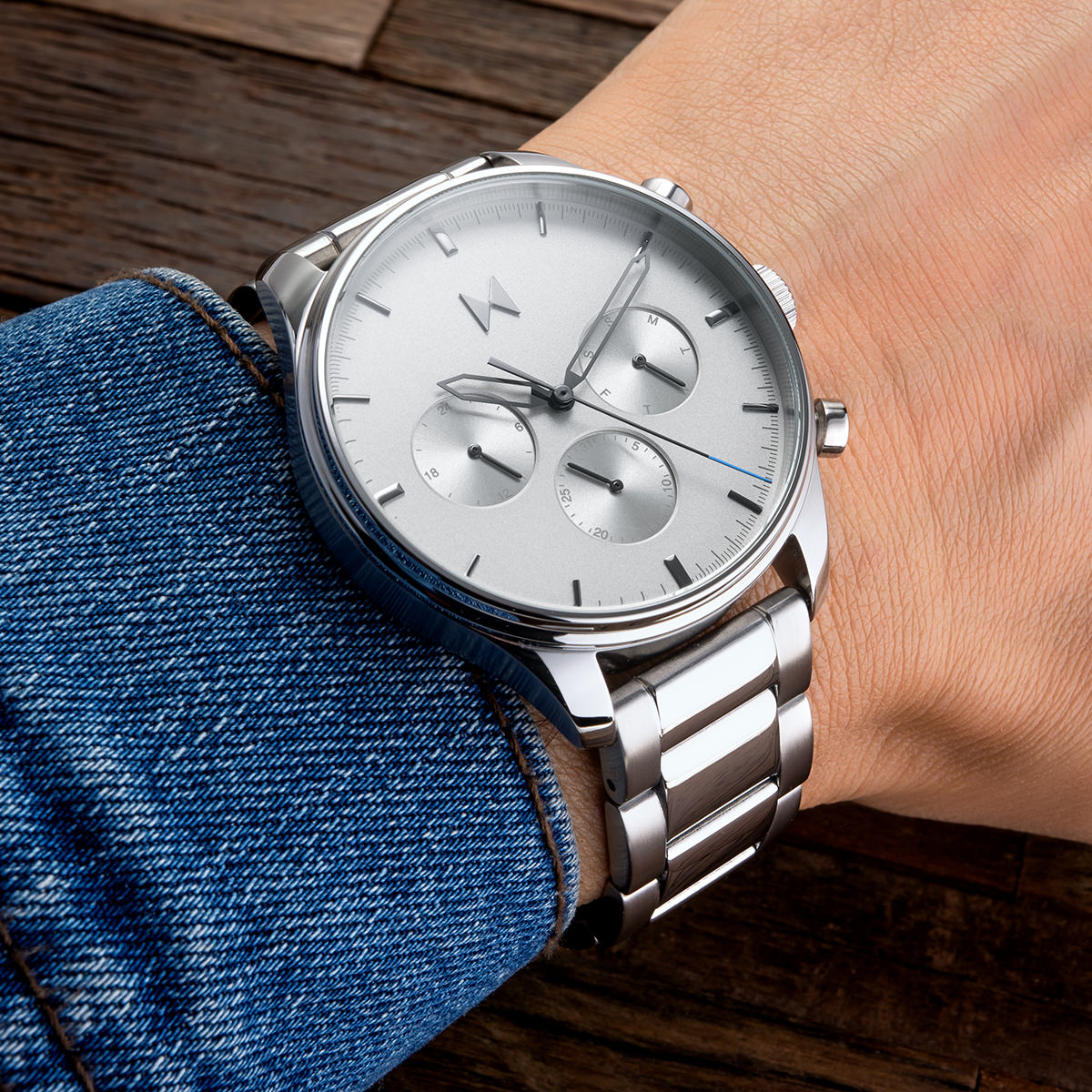 Airhawk Skyline Silver 42mm