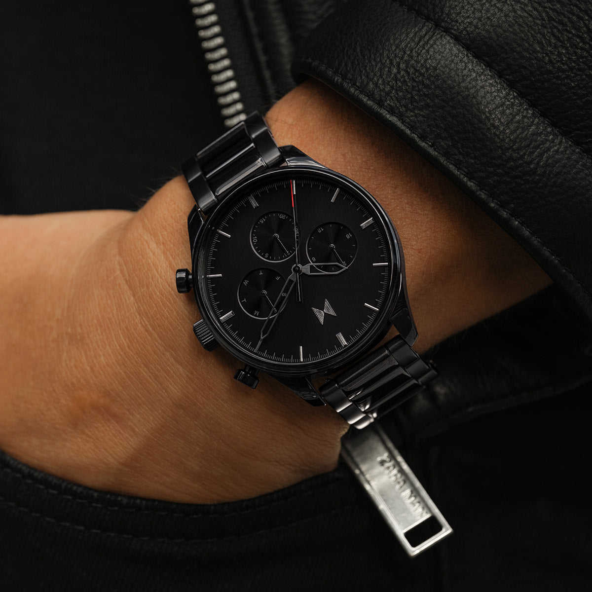 Airhawk Stealth Black 42mm