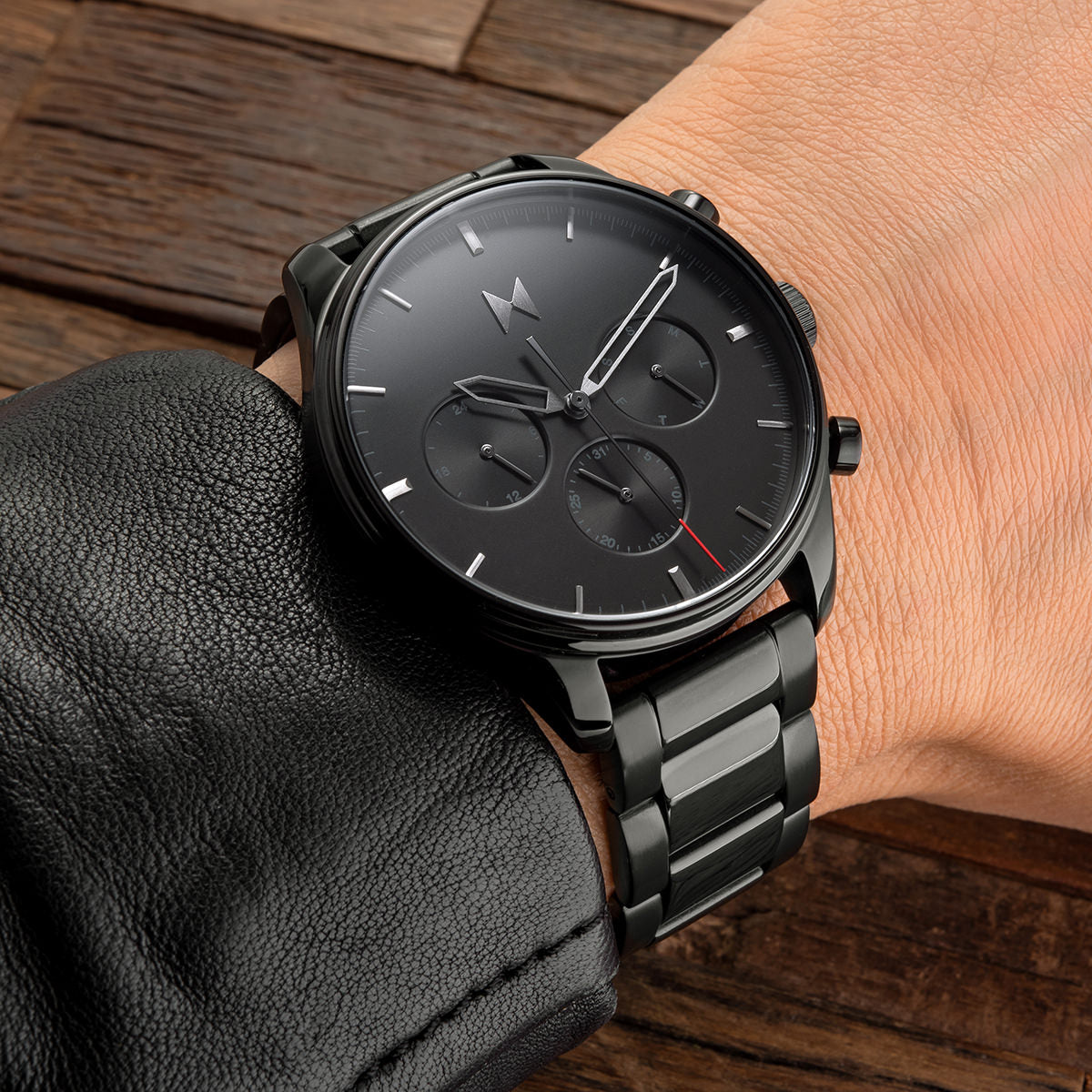Airhawk Stealth Black 42mm