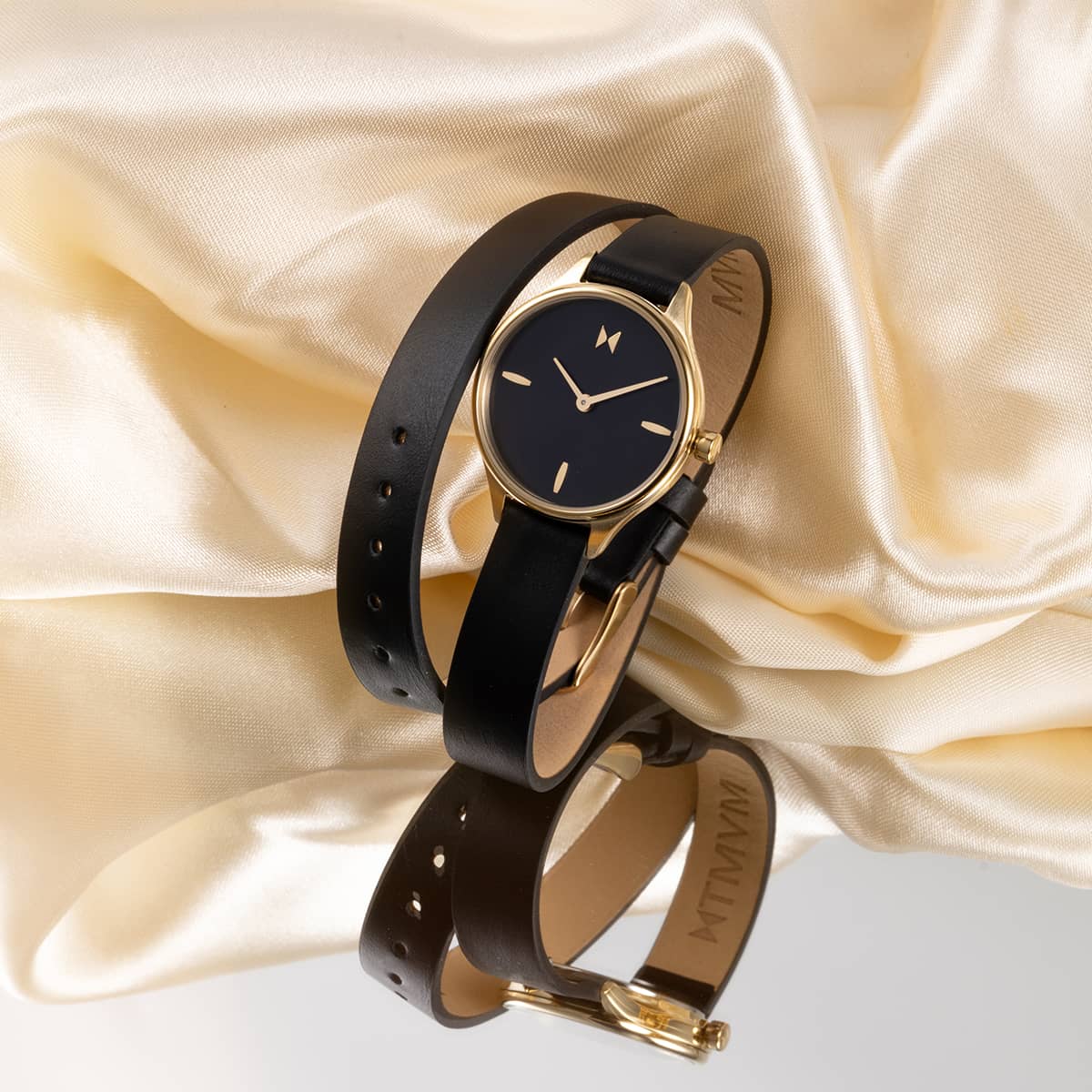 Reina Cabaret Black 30mm