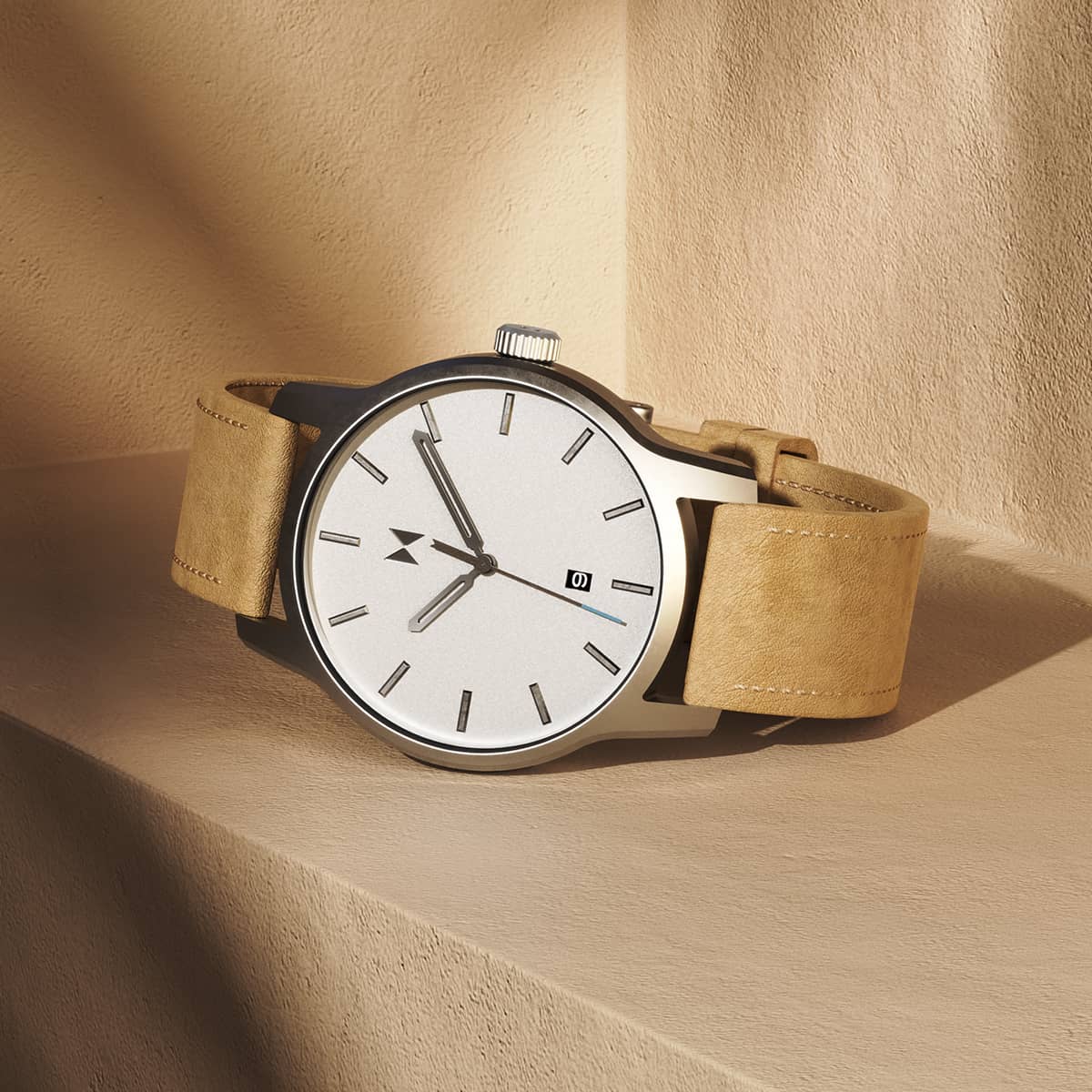Classic II Camel Tan 44mm