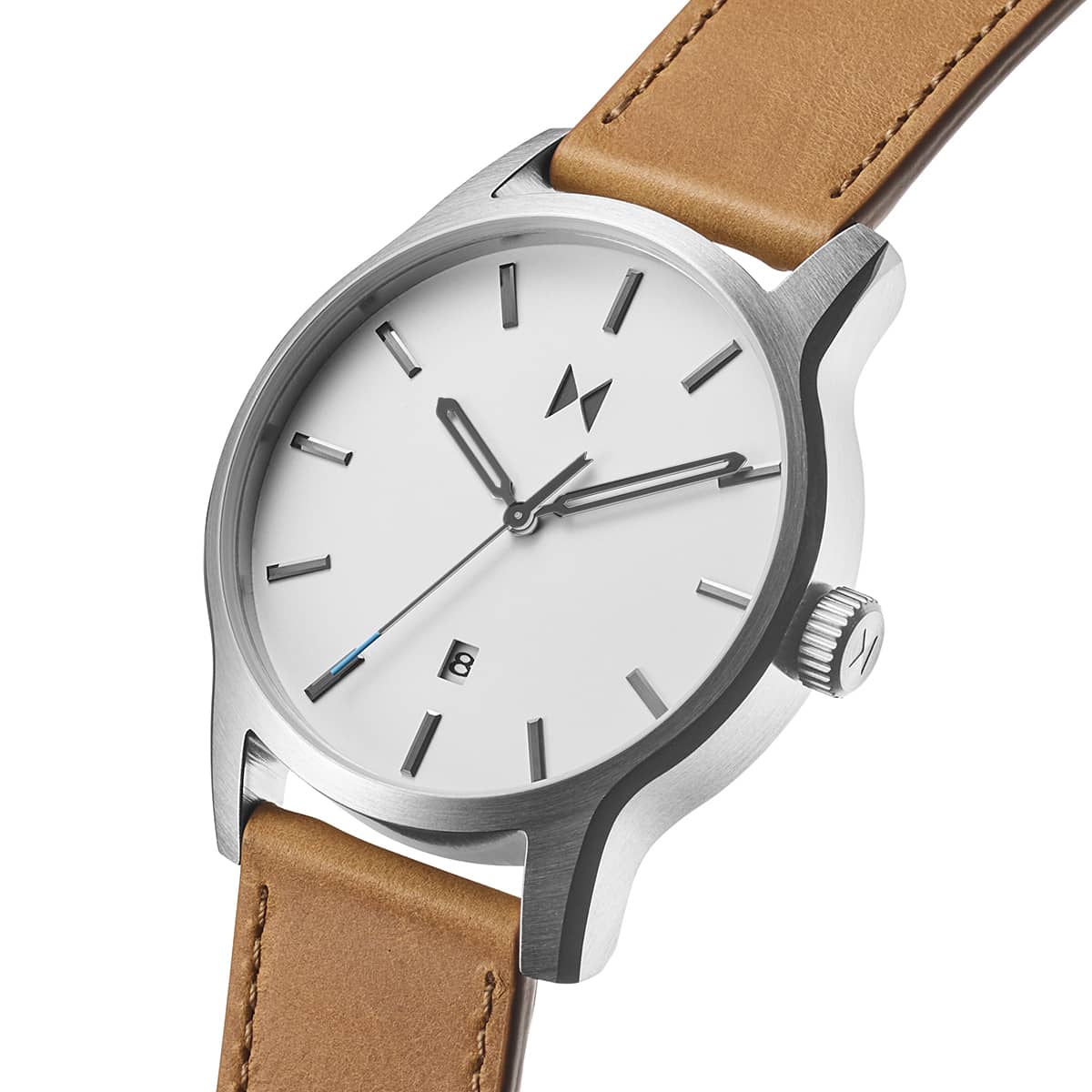 Classic II Camel Tan 44mm