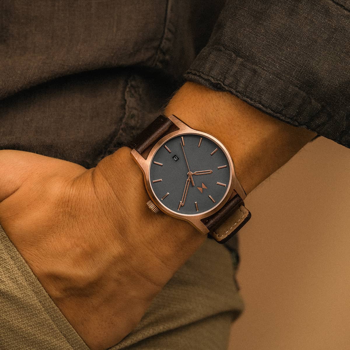 Classic II Grizzly Brown 44mm