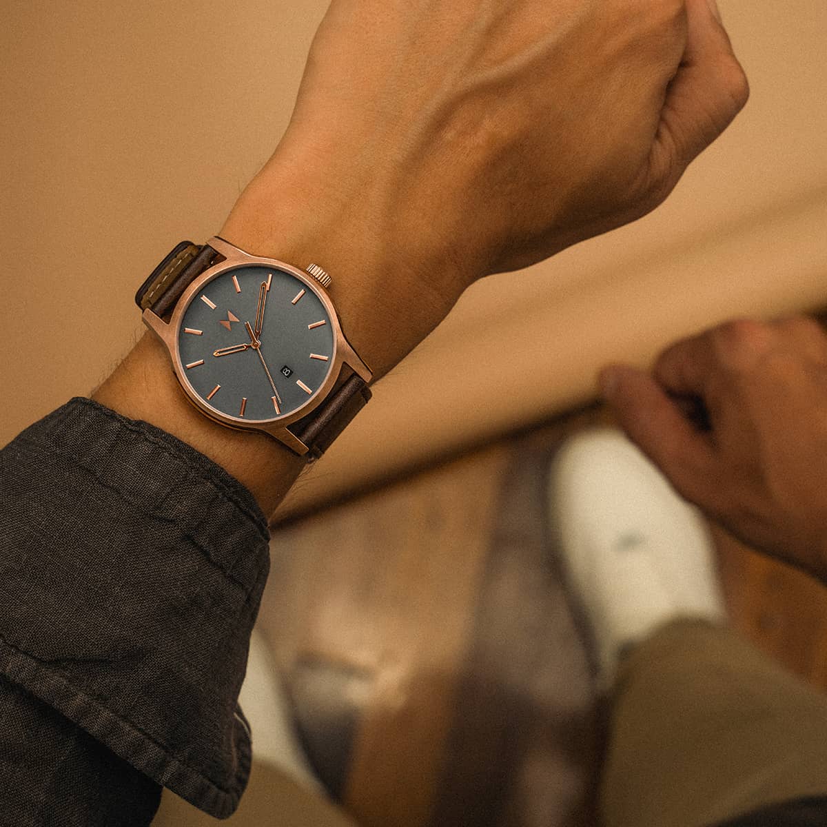 Classic II Grizzly Brown 44mm