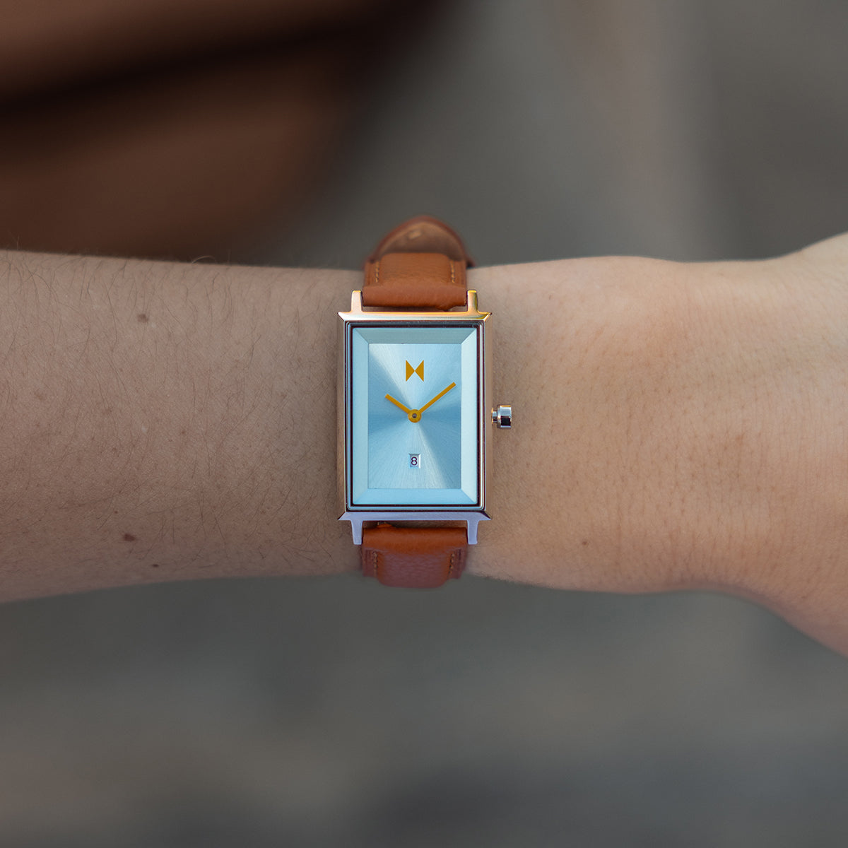 Signature Square Sartorial Sport 24mm
