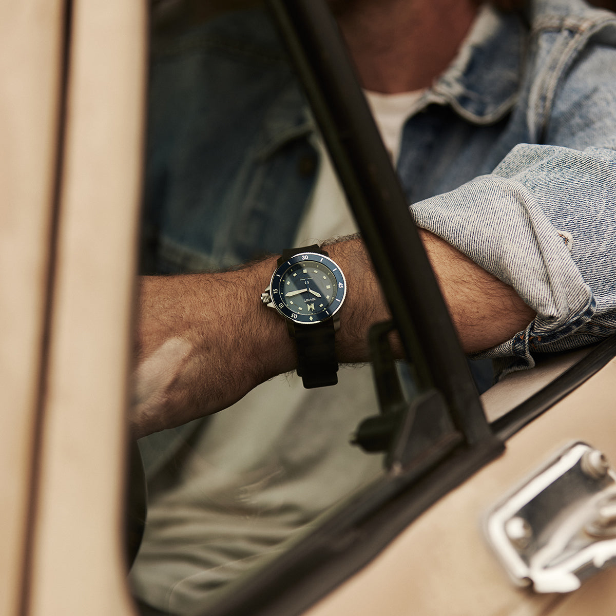 Cali Diver Solar Riptide Blue 42mm