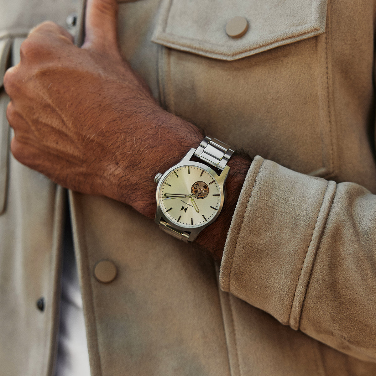 Classic II Automatic Skyline Silver 44mm