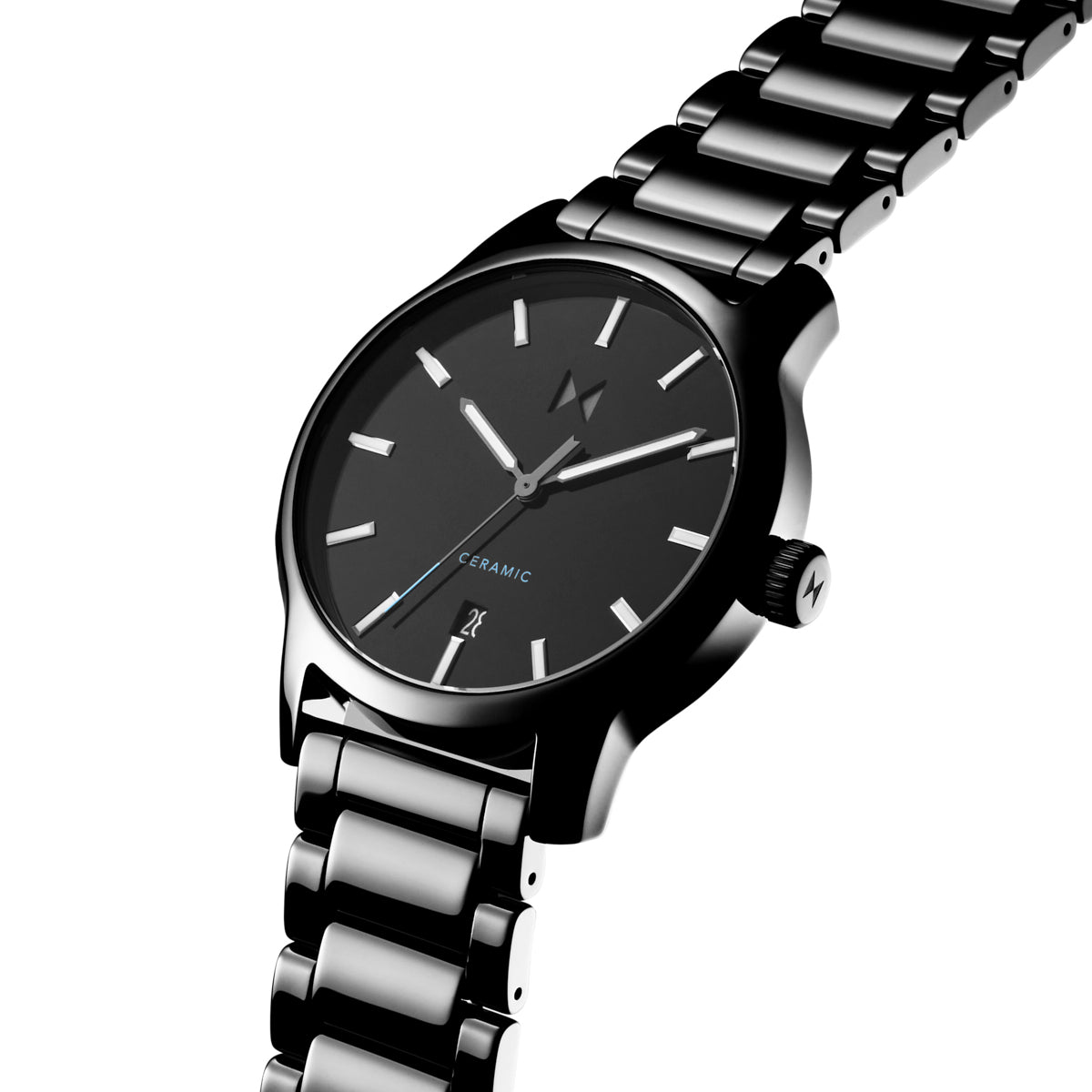Classic II Ceramic Gloss Black 44mm