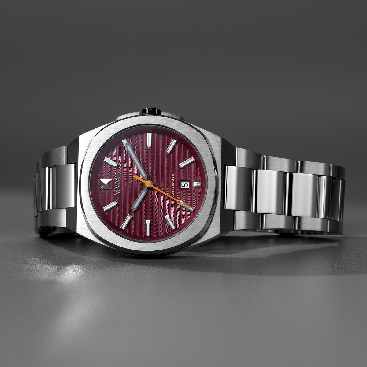 Odyssey II Automatic Napa Red 40mm