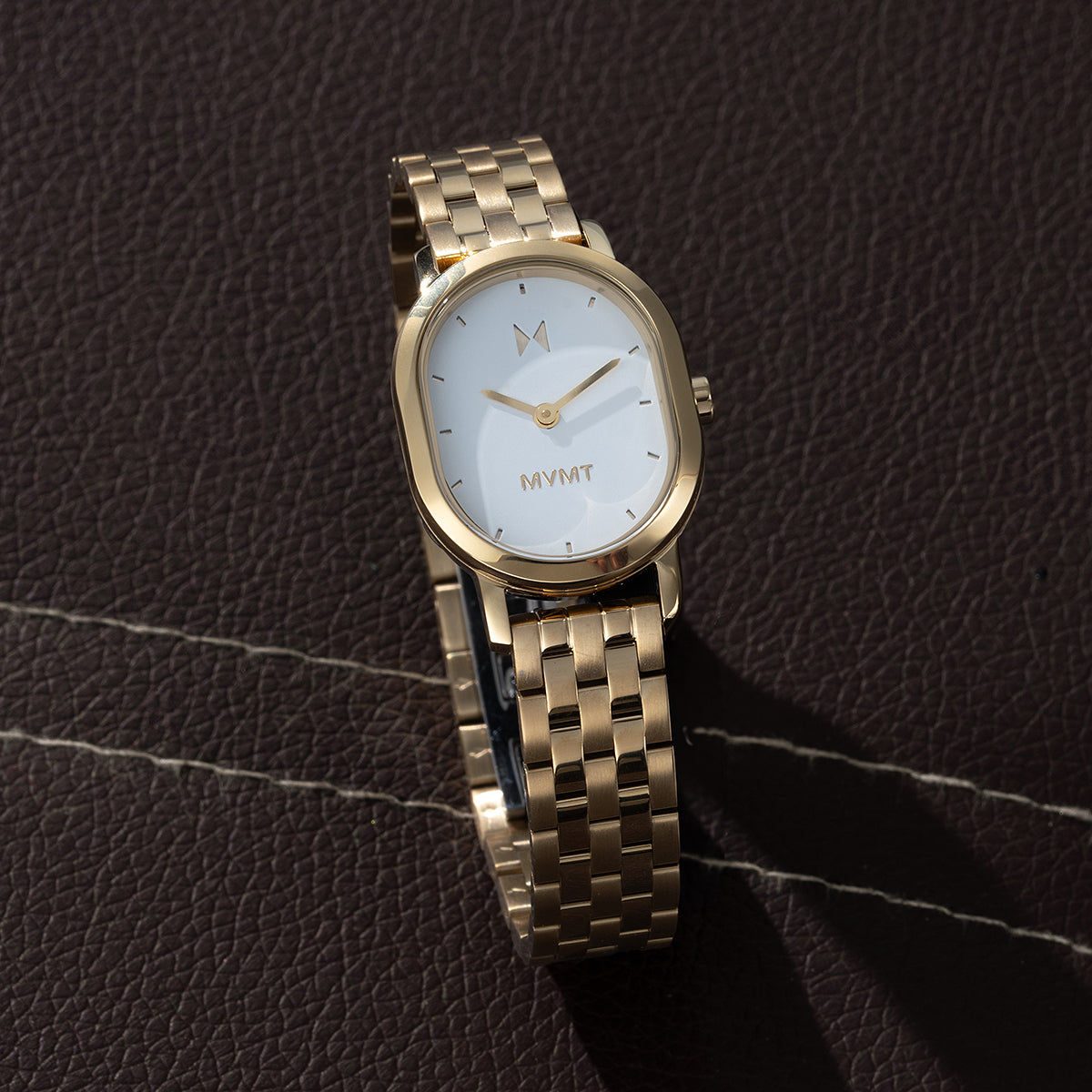 Carmel Oval Charlie Gold 25mm