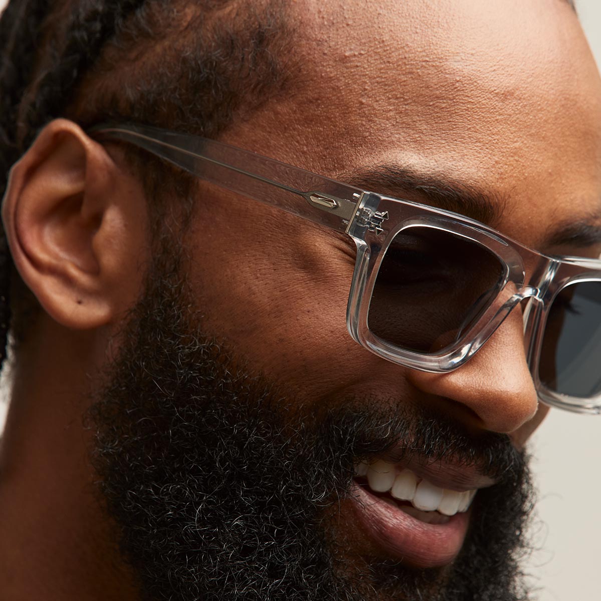 Vista Square Sunglasses Transparent Grey