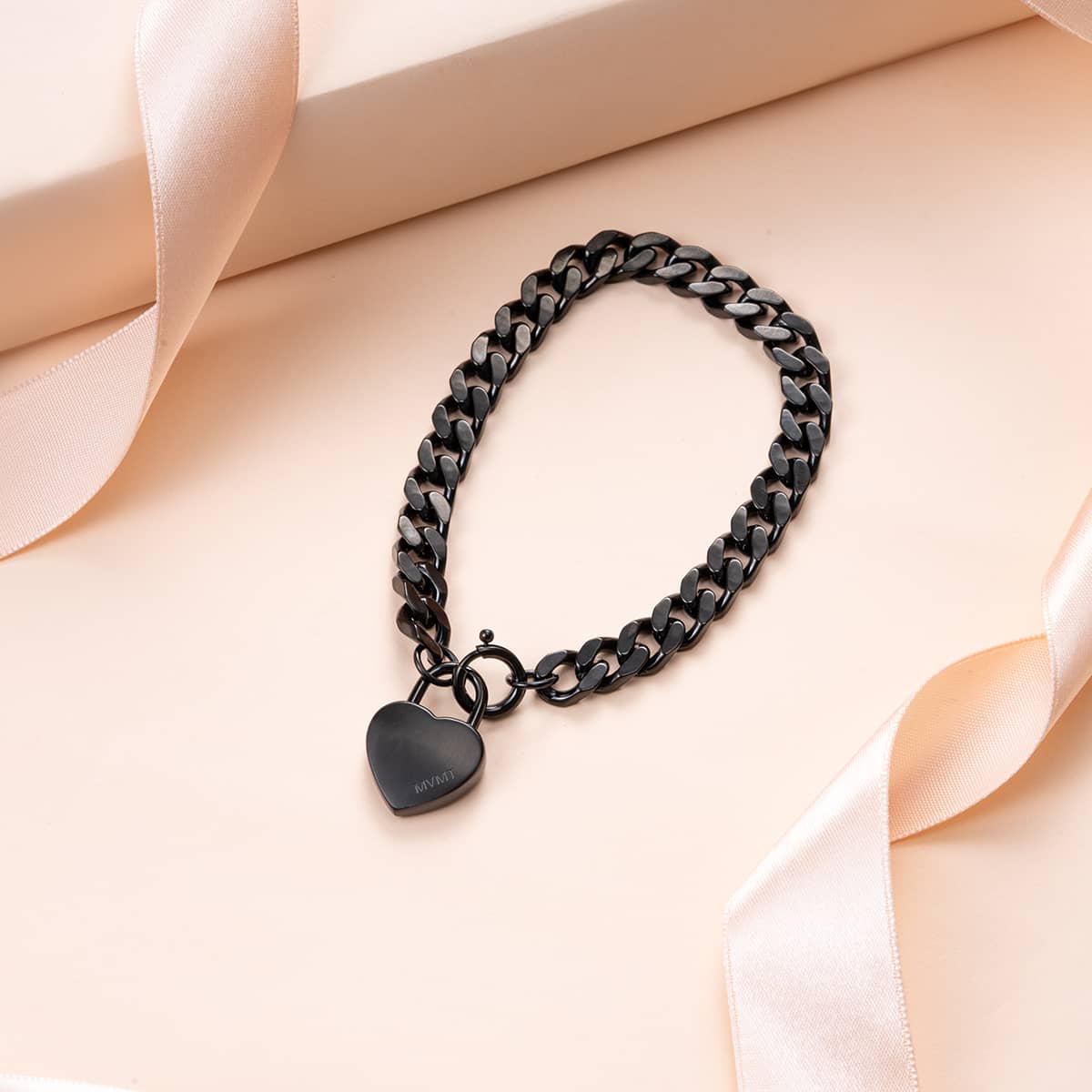 Chunky Heartlock Chain Bracelet Black