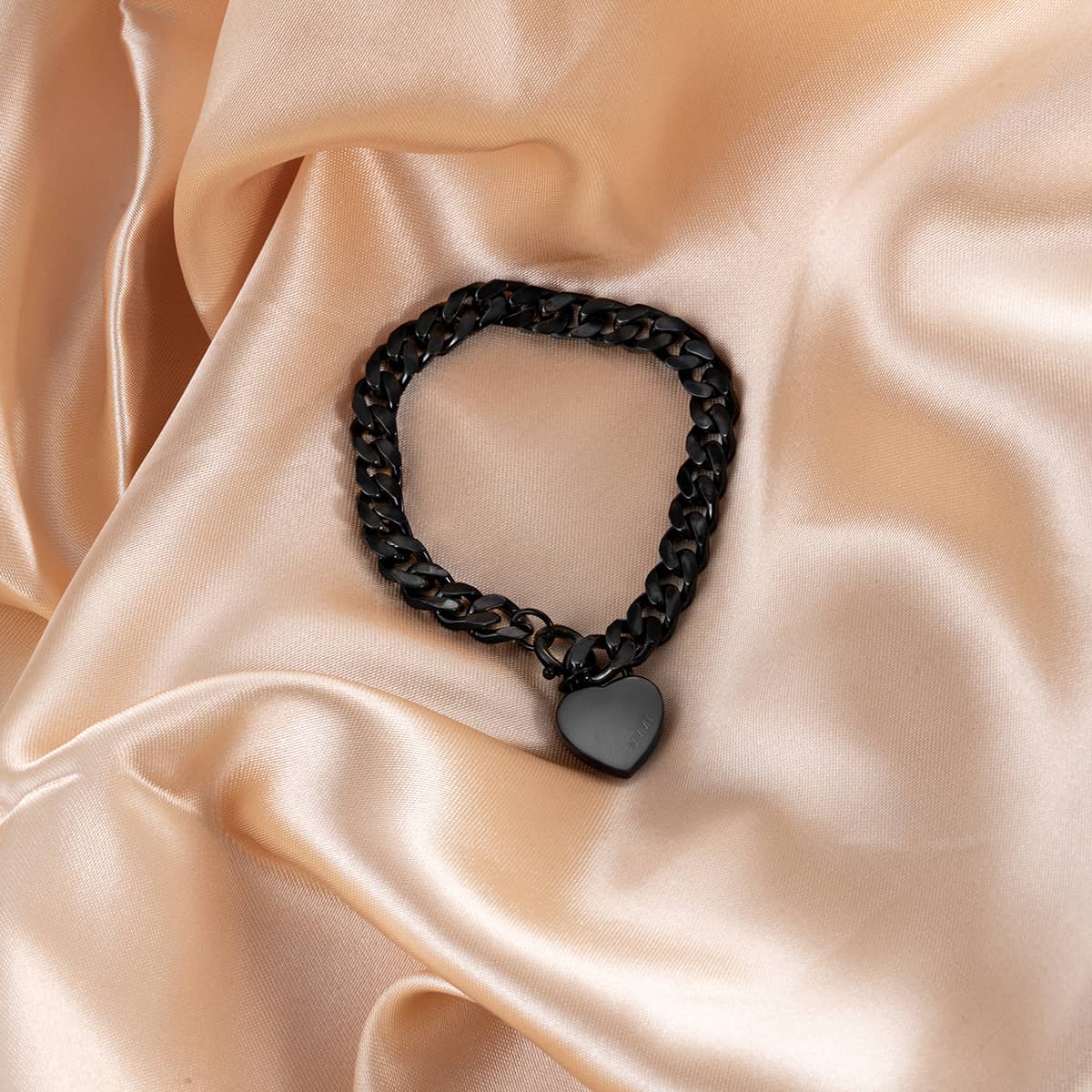Chunky Heartlock Chain Bracelet Black