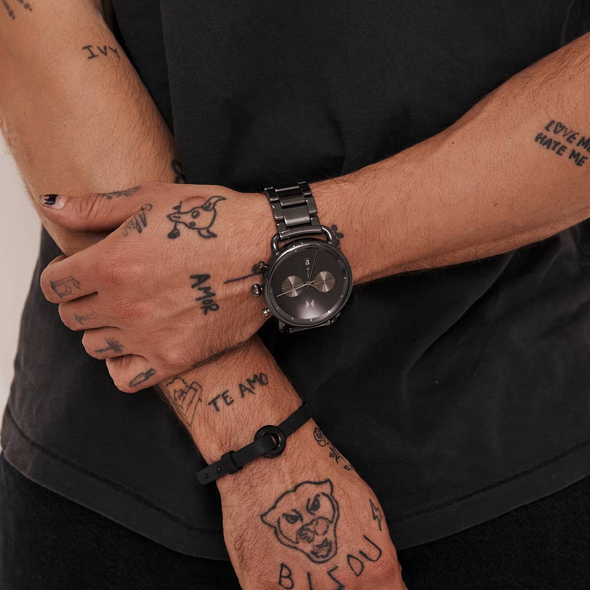 Circuit Leather Wrap Black