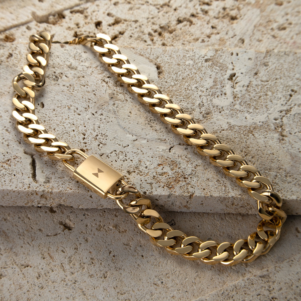 Chunky Padlock Necklace Gold