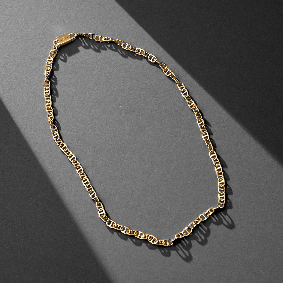 Anchor Chain Necklace Gold