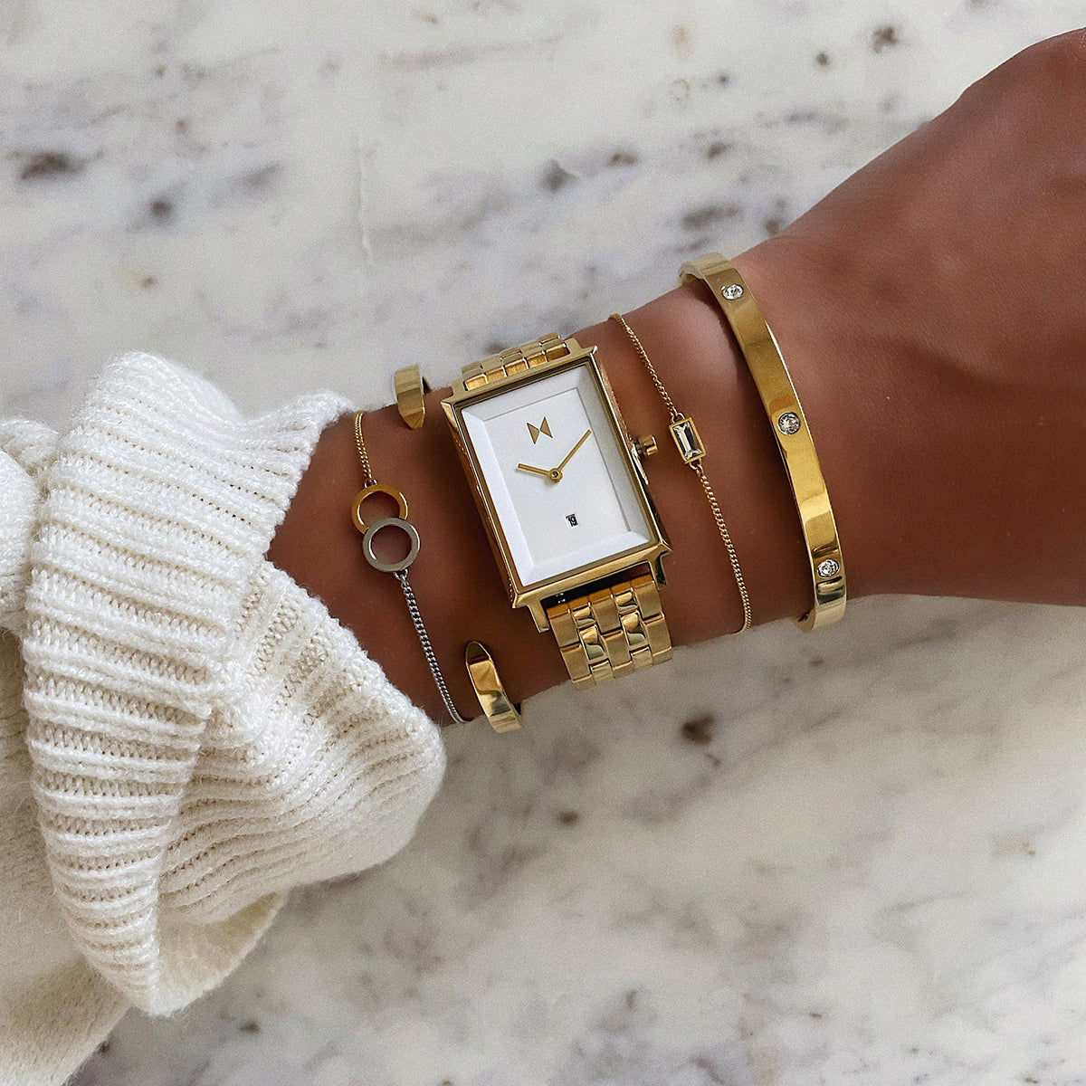 Signature Square Charlie Gold 24mm