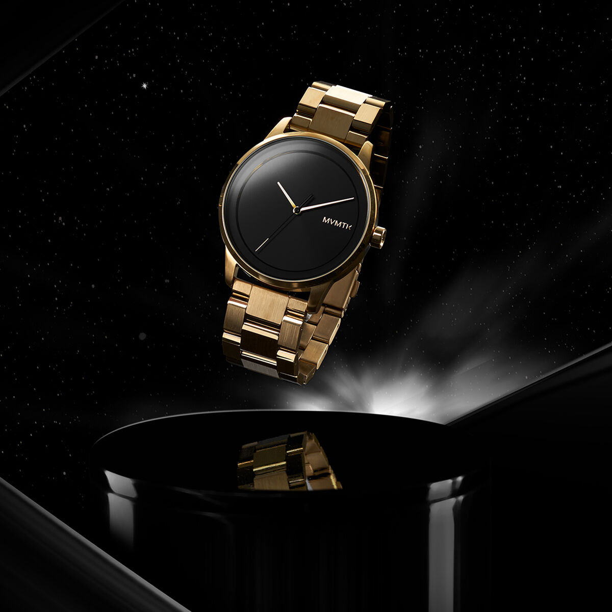 Muse Wearables - The exquisite design of this luxury hybrid smartwatch  attracts the attention of those around you. Its all-black appearance exudes  power and makes you forget about your watch getting scratched. . . . . . #
